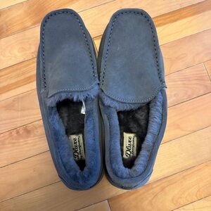 Dearfoams Men’s Grey Genuine Leather Shearling Slippers – Size 10